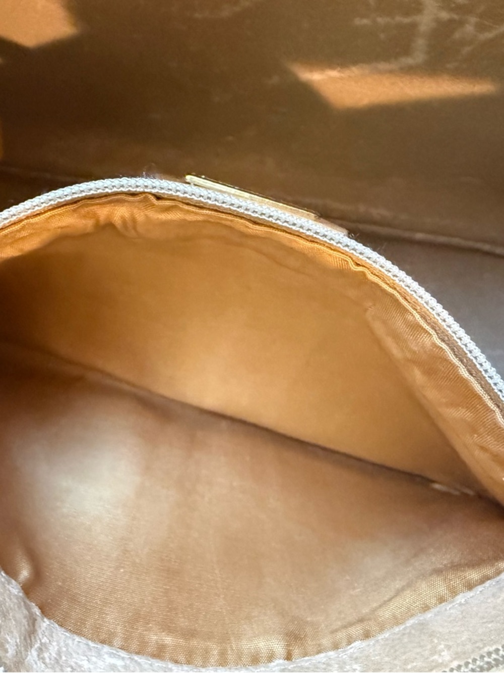 Gucci Brown/Tan Micro GG Canvas and Leather Crossbody Bag - Picture 14 of 17